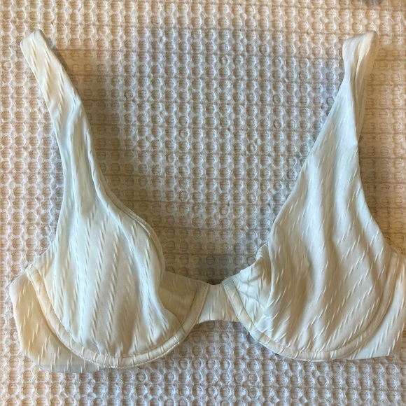 SOLD Abercrombie and Fitch | Swim Suit Bundle XS - Picture 7 of 8